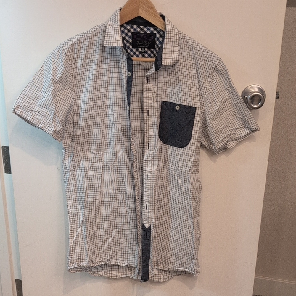 Men's Casual Checkered Shirt with Dark Blue Accents